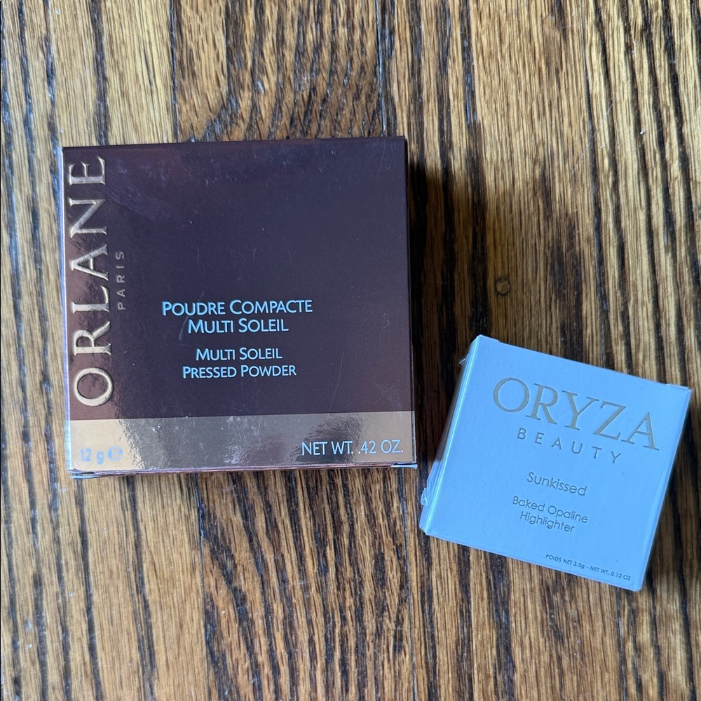 NWT Pressed Powder and Highlighter Bundle